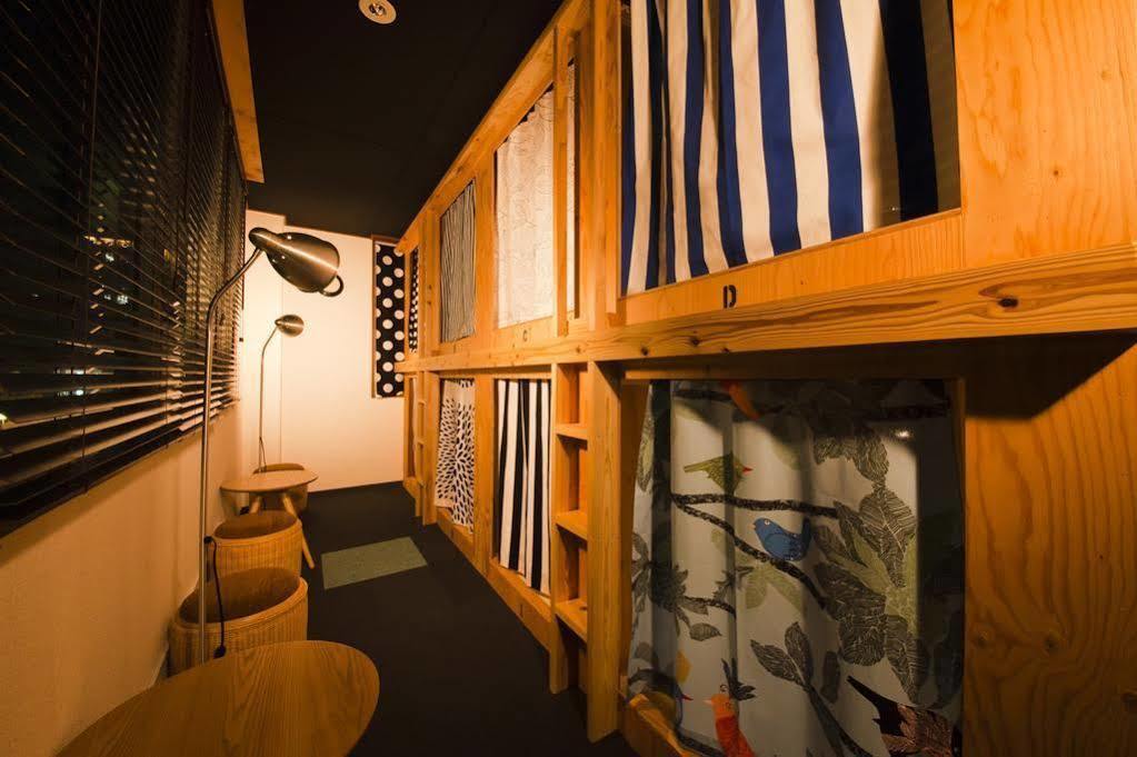 Hakata Gofukumachi Hostel Takataniya Fukuoka  Bagian luar foto
